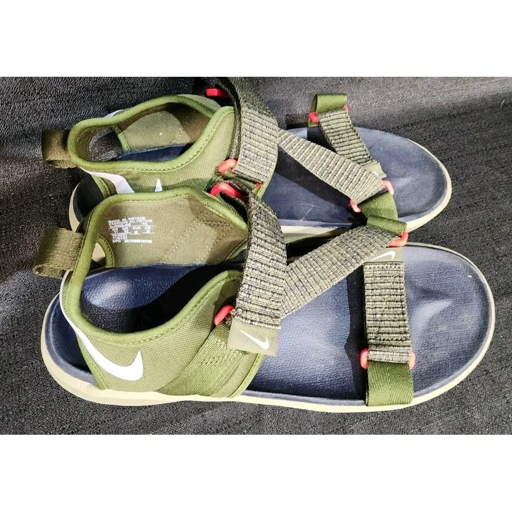MEN`S‎ NIKE VISTA SANDAL NA SIZE 11  BOUROUGH Olive GREEN/GRAY EUC